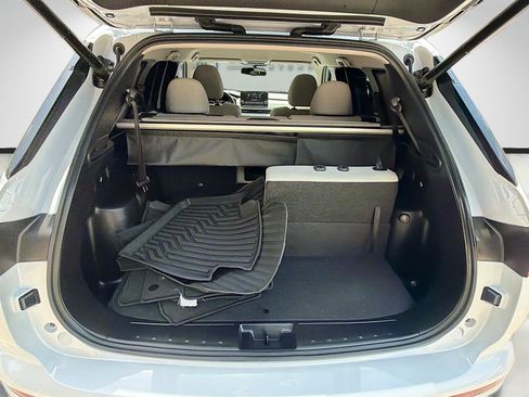 Used 2024 Mitsubishi Outlander SEL FWD image 24
