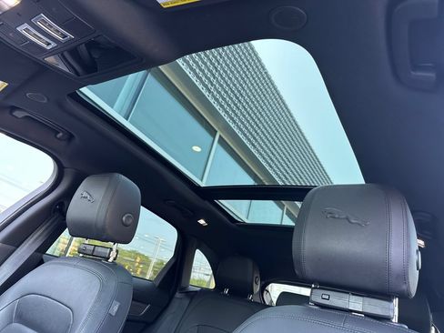 Used 2022 Jaguar F-PACE S AWD/4WD image 20