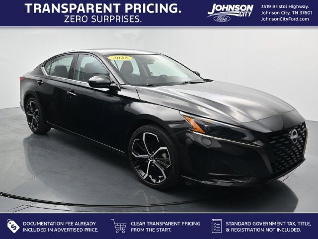 Used 2025 Nissan Altima 2.5 SR FWD image 1