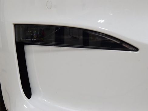 Used 2021 Tesla Model S Plaid image 14