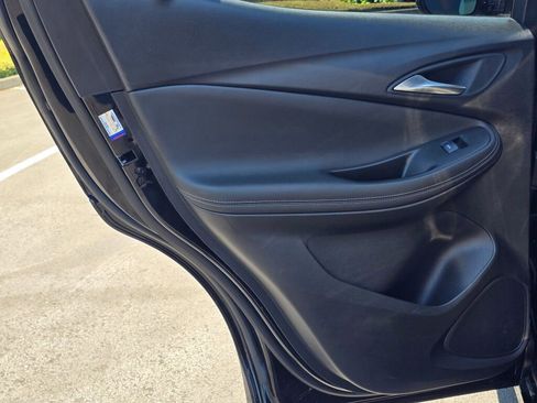 Used 2024 Buick Encore GX Sport Touring image 38