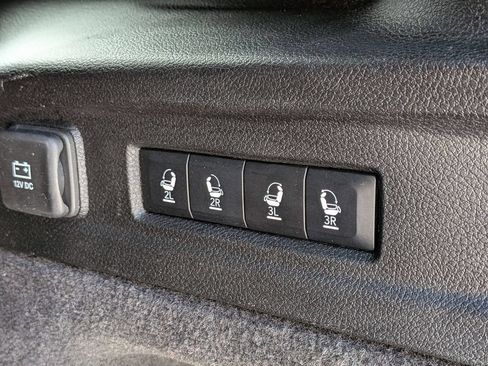 Used 2023 Jeep Grand Cherokee L Overland AWD/4WD image 8