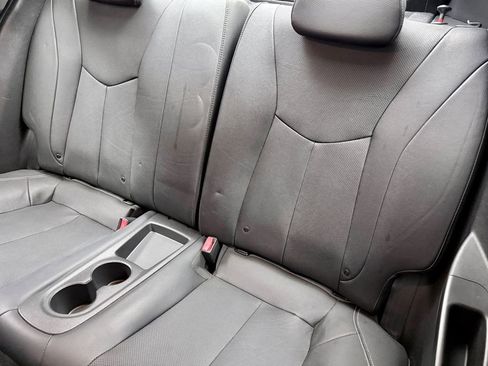 Used 2016 Hyundai Veloster Turbo image 13