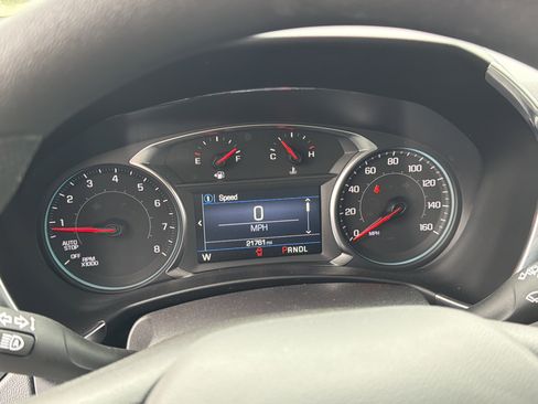 Used 2024 Chevrolet Equinox LS w/ LS Convenience Package image 26