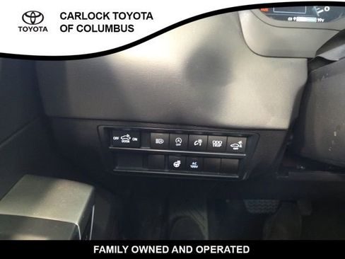 Used 2025 Toyota Tundra Platinum AWD/4WD image 25