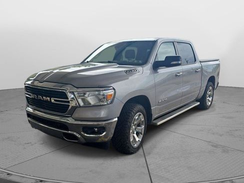 Used 2019 RAM 1500 Big Horn AWD/4WD image 2