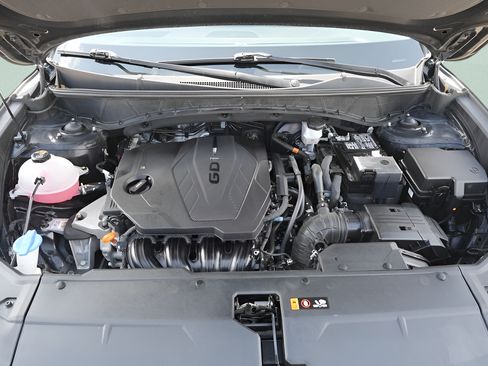 Certified 2024 Hyundai Tucson Limited AWD/4WD image 22