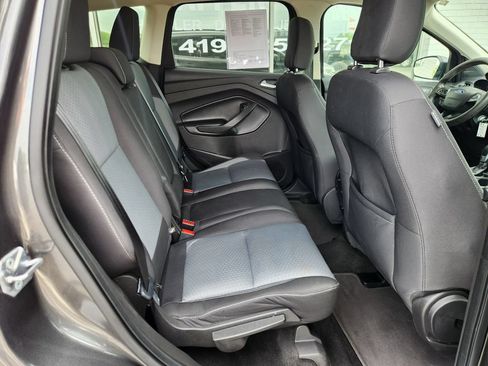Used 2018 Ford Escape SE w/ SE Sync 3 Package AWD/4WD image 12
