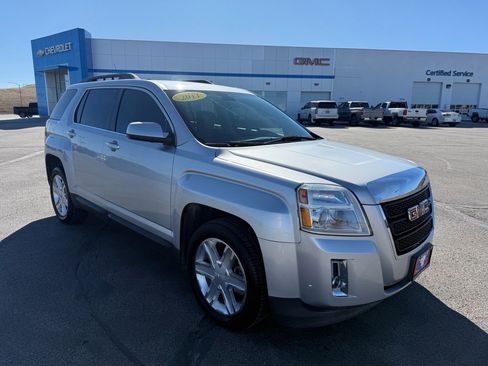 Used 2011 GMC Terrain SLT image 7