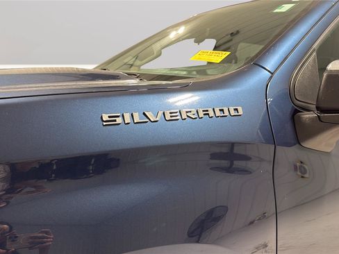 Used 2022 Chevrolet Silverado 1500 LT w/ Safety Package AWD/4WD image 32