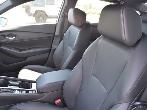 Used 2025 Honda Accord Sport image 12