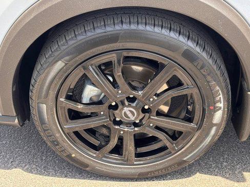 Used 2023 Nissan Kicks SR w/ Interior Electronics Package FWD image 10