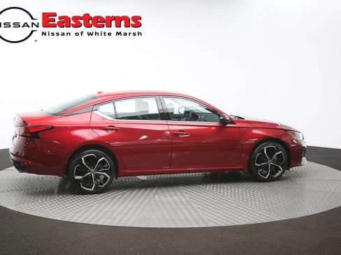 Used 2023 Nissan Altima 2.5 SR AWD/4WD image 42