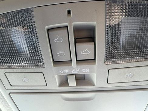Used 2010 MAZDA MAZDA3 s Grand Touring FWD image 12