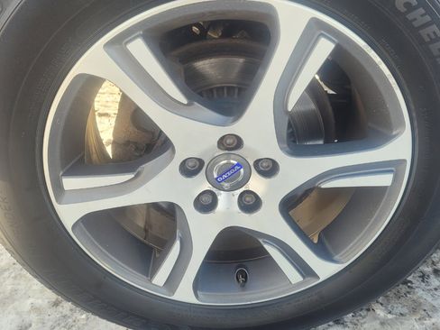 Used 2015 Volvo XC60 T6 Platinum w/ Climate Package image 39