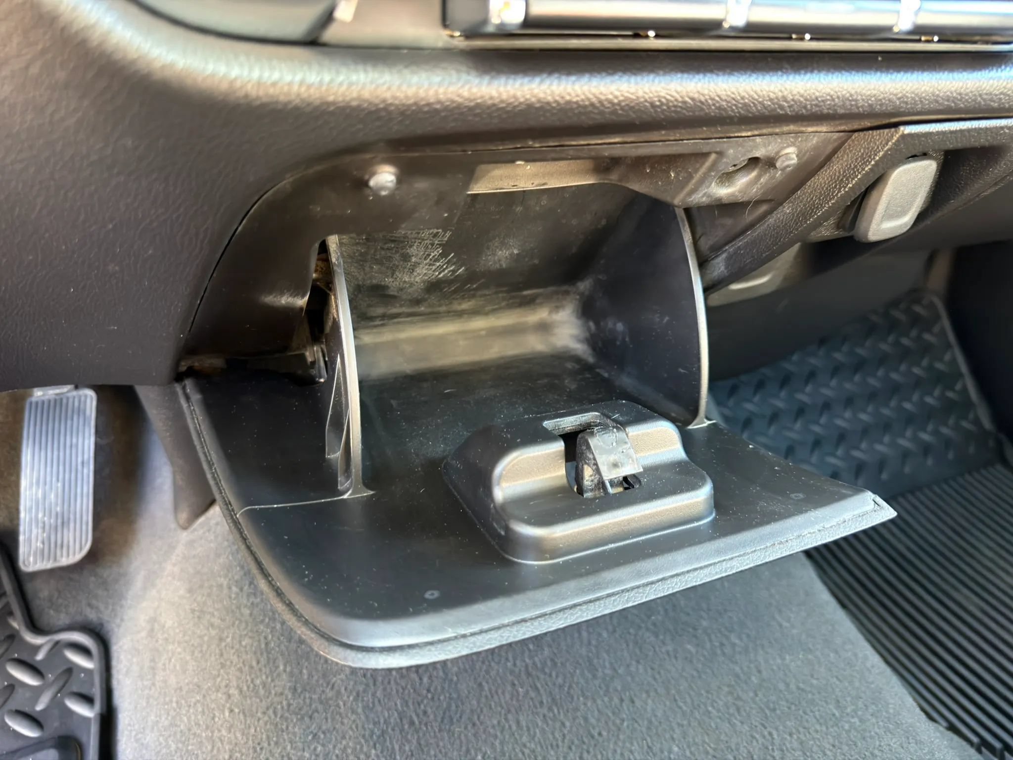 Used 2019 Chevrolet Silverado 2500 LT AWD/4WD image 35