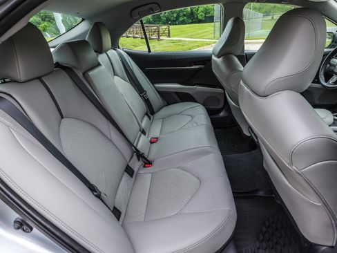 Used 2024 Toyota Camry XLE FWD image 39