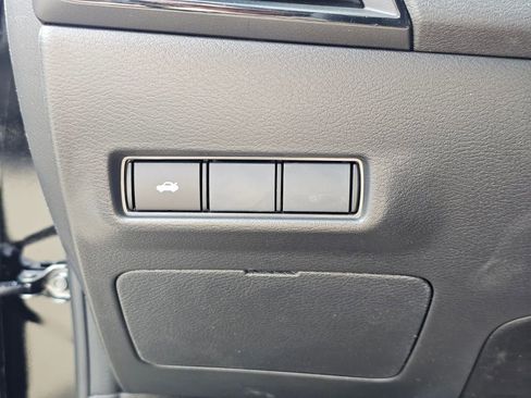 New 2026 Nissan Sentra SV w/ Floor Mat Package FWD image 29