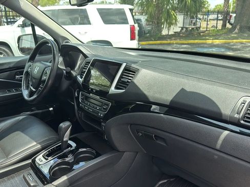 Used 2018 Honda Ridgeline RTL-E image 9