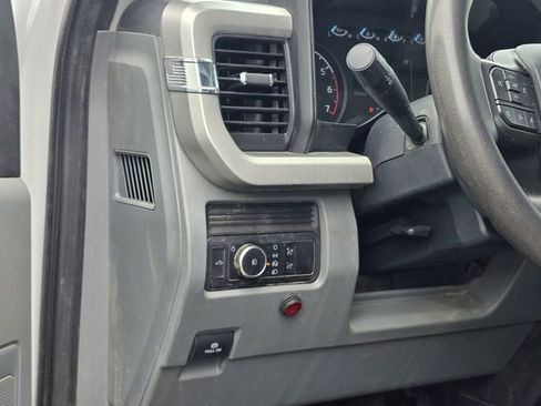 Used 2023 Ford F250 XL w/ XL Chrome Package AWD/4WD image 5