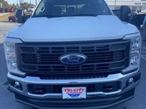 New 2026 Ford F250 XL AWD/4WD image 6