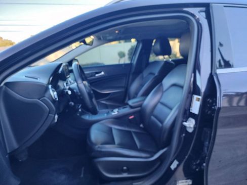 Used 2015 Mercedes-Benz GLA 250 4MATIC image 11