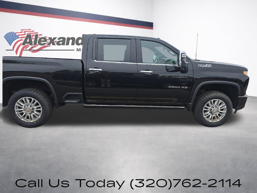 Used 2022 Chevrolet Silverado 3500 High Country w/ Safety Package II AWD/4WD image 5