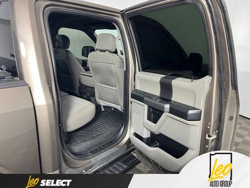 Used 2018 Ford F150 XLT w/ Trailer Tow Package AWD/4WD image 12