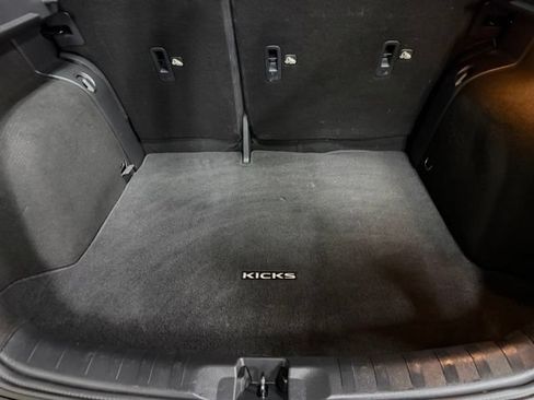 Used 2024 Nissan Kicks S FWD image 18