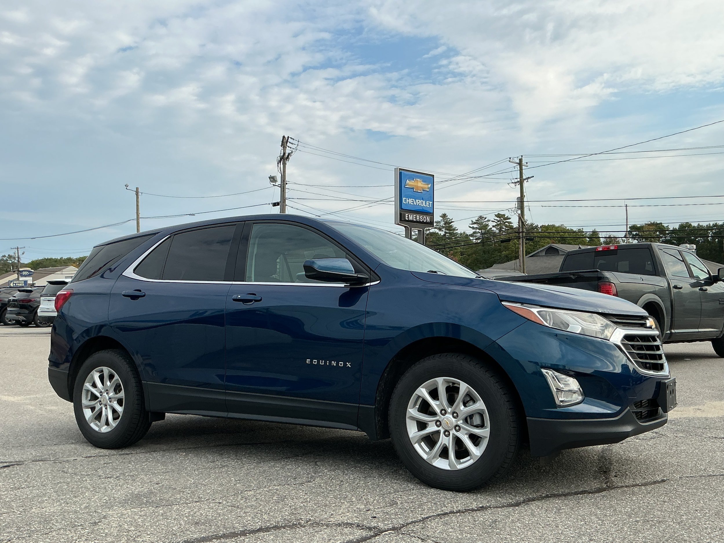 Used 2020 Chevrolet Equinox LT AWD/4WD image 2