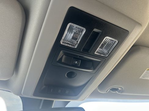 Used 2018 RAM 2500 Laramie w/ Off Road Package AWD/4WD image 11