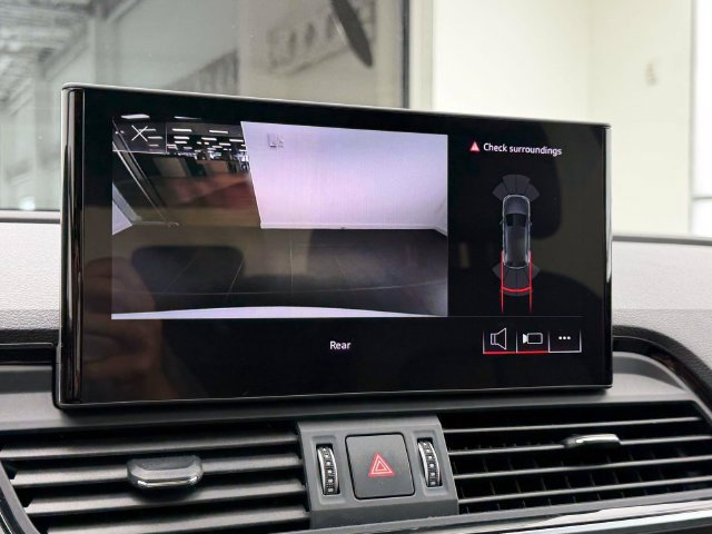Used 2023 Audi Q5 2.0T Premium w/ Convenience Package AWD/4WD image 29