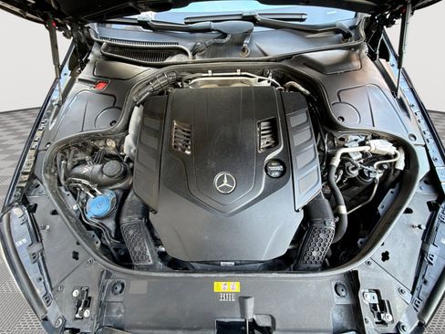 Used 2020 Mercedes-Benz S 560 Sedan image 18
