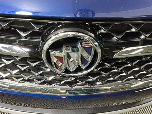 Used 2023 Buick Envision Avenir FWD image 9