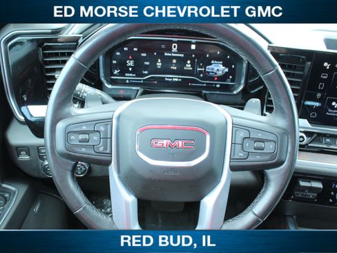 Used 2022 GMC Sierra 1500 SLT w/ SLT Premium Plus Package AWD/4WD image 8