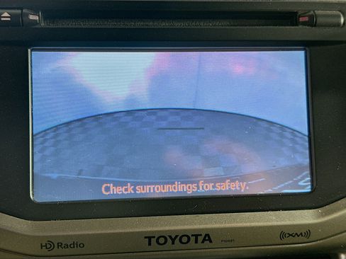 Used 2013 Toyota 4Runner Limited AWD/4WD image 21