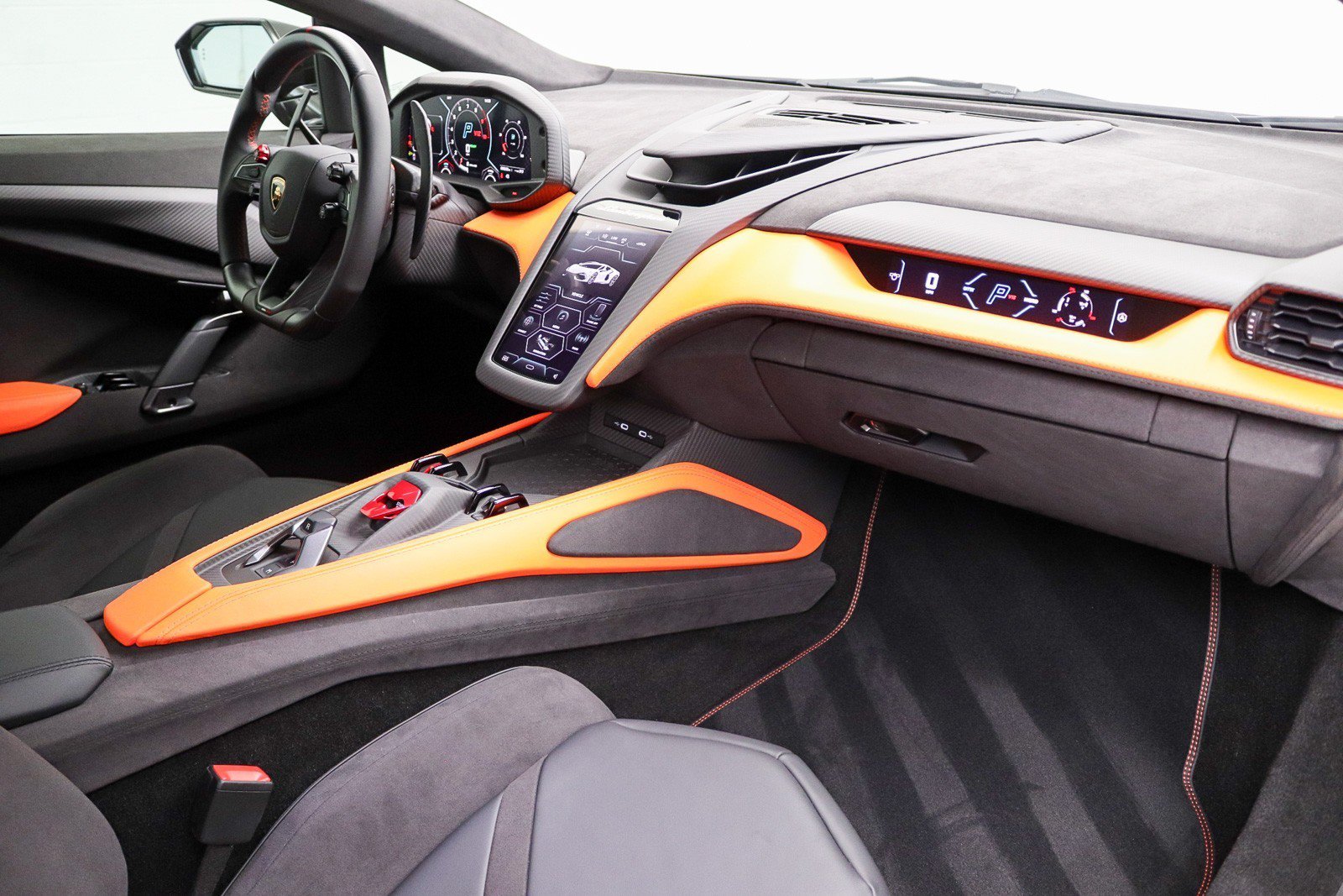 Used 2024 Lamborghini Revuelto AWD/4WD image 20