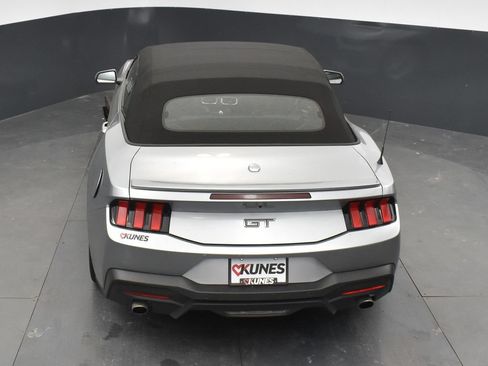 Used 2025 Ford Mustang GT Premium RWD image 22