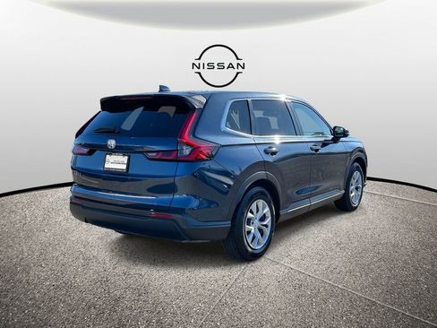 Used 2025 Honda CR-V LX image 4