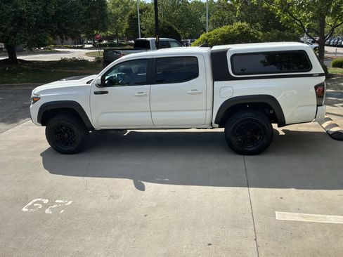 Used 2020 Toyota Tacoma TRD Pro image 7