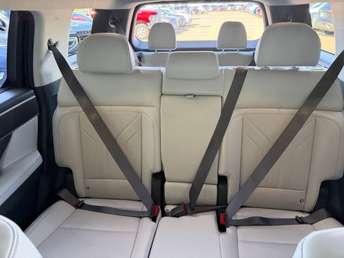 Used 2025 Hyundai Santa Fe SEL image 41