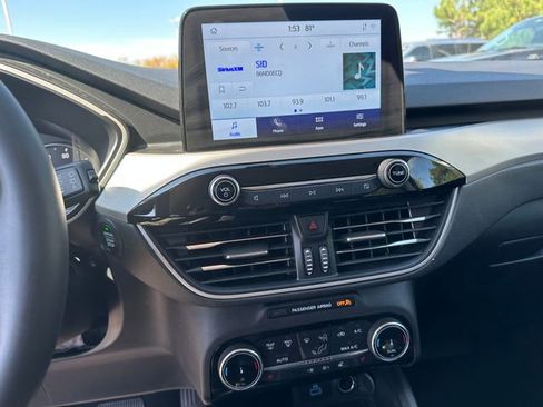 Used 2022 Ford Escape SEL w/ Class II Trailer Tow Package image 22