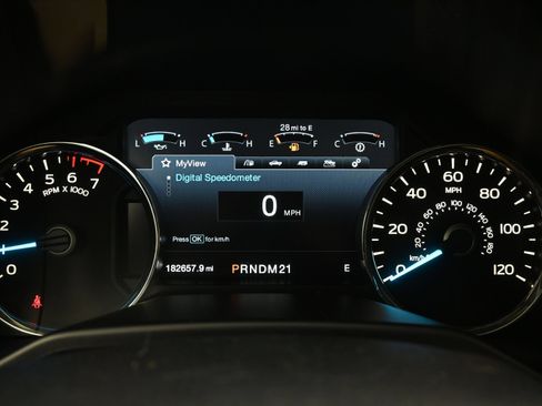 Used 2016 Ford F150 Lariat AWD/4WD image 13