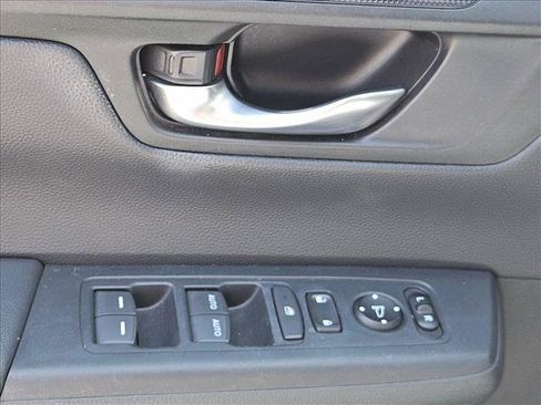 Used 2024 Honda CR-V EX image 9