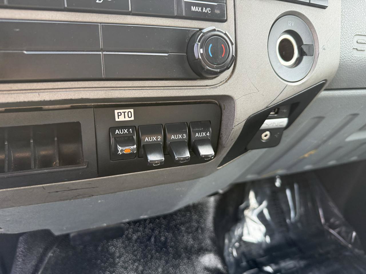 Used 2019 Ford F650 2WD Regular Cab Super Duty image 27