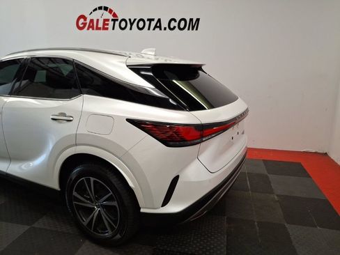 Used 2024 Lexus RX 350 Premium w/ Accessory Package AWD/4WD image 7