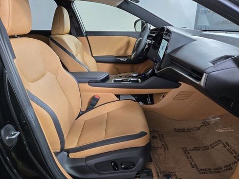 Certified 2025 Lexus RZ 300e w/ Accessory Package (Z1) image 21