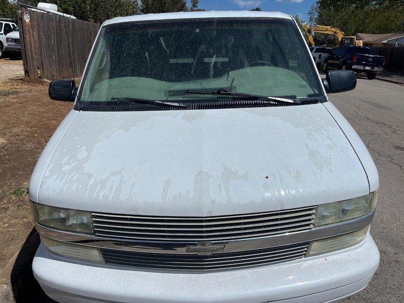 Used 2002 Chevrolet Astro RWD image 2