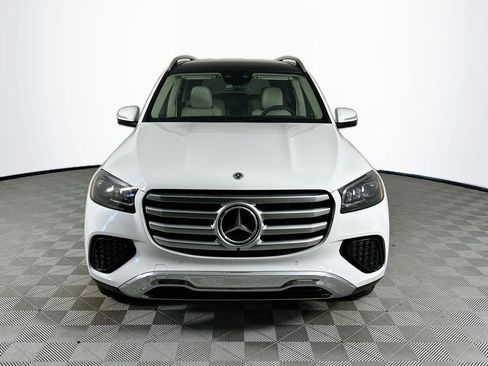 New 2026 Mercedes-Benz GLS 450 4MATIC image 2