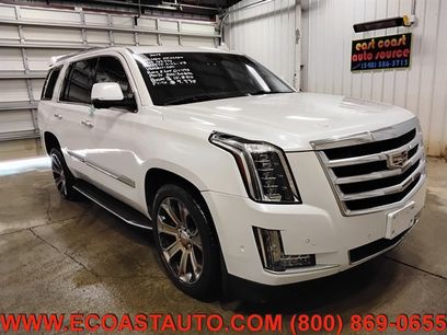 Used 2017 Cadillac Escalade Luxury